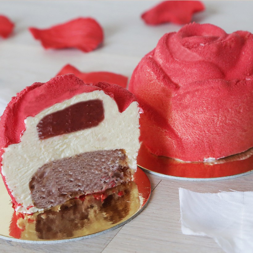 Recette d'entremet fraise amande - forme rose