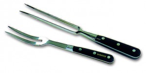 Fourchette de cuisine. B - B