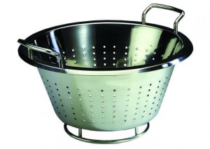 Passoire conique inox. D - D