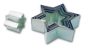 Boite de 6 découpoirs étoiles.