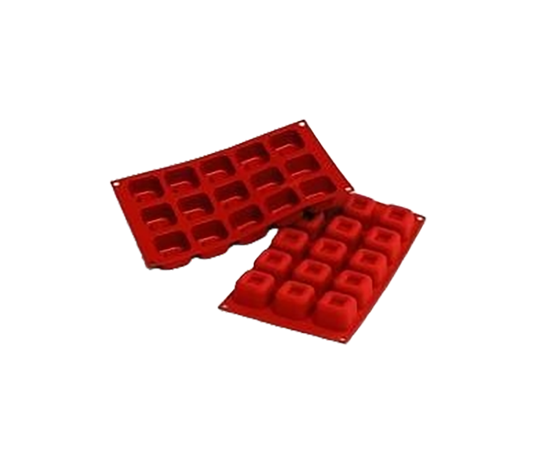 Moules silicone 15 savarins carrés.