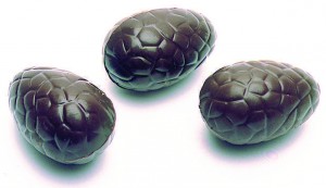 Demi-oeufs craquelés
